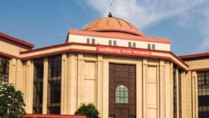 Bilaspur High Court: नमाज विवाद मामले में प्रोफेसर को नहीं मिली राहत, हाई कोर्ट ने FIR और चार्जशीट रद्द करने की याचिका खारिज की