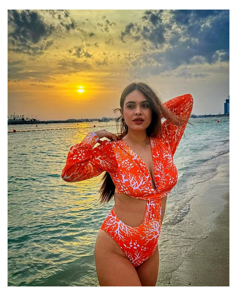 Bhojpuri actress Neha Malik Sexy Video Bhojpuri actress Neha Malik Sexy Video