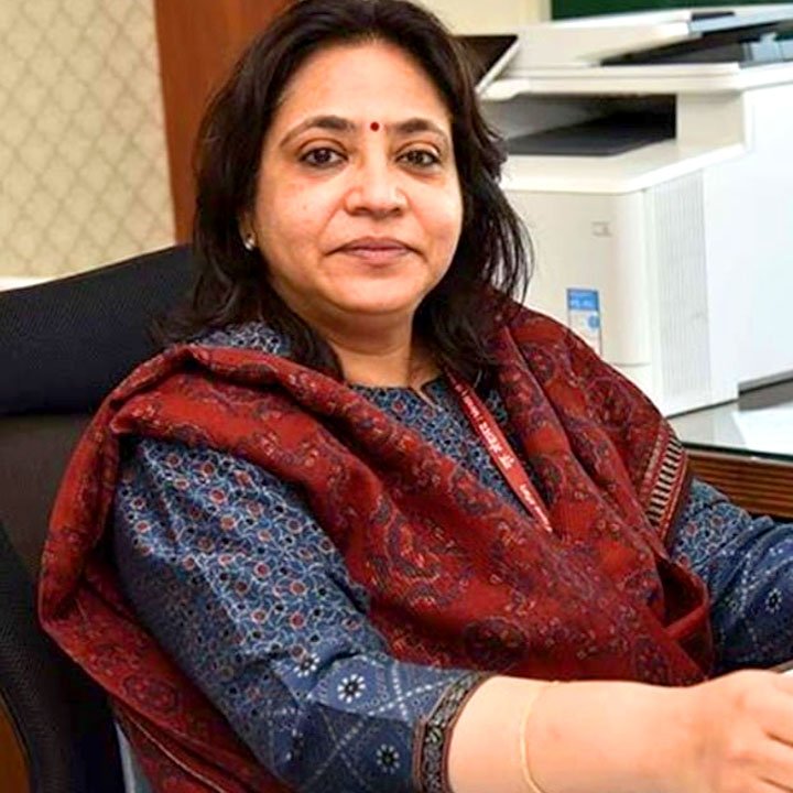 IAS Richa Sharma in chhattisgarh