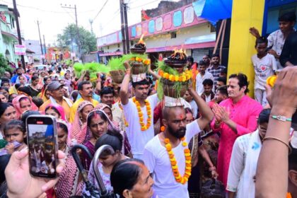 Navratri Navmi pe Vikas Upadhyay ne kiya Kanya Pujan, city ke logo ke sath liya Mata Rani ka ashirwad