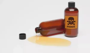 Minor Girl Crime: माता-पिता के खाने में जहर, प्रेमी के प्यार में बनी कातिल?